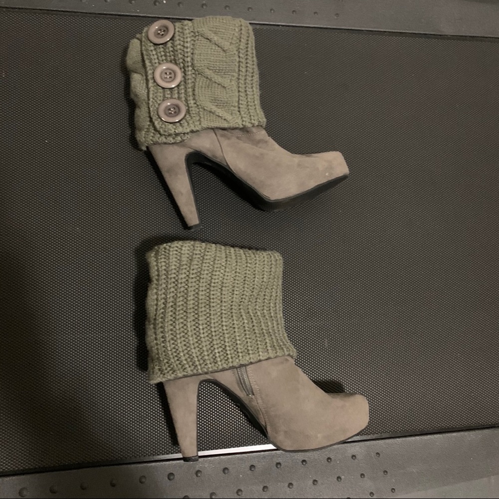 G By Guess Tieka Platform Ankle Booties